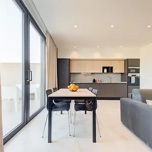 Mayfair By Premier Mt Aparthotel